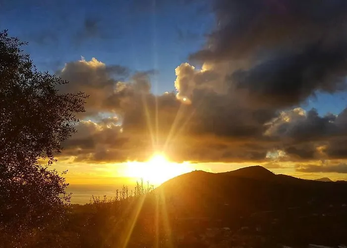 La Vivagna - Casa Vista Mare Tra Gli Ulivi *