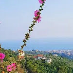 Дом отдыха La Vivagna - Casa Vista Mare Tra Gli Ulivi *
