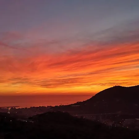 Vakantiehuis La Vivagna - Casa Vista Mare Tra Gli Ulivi