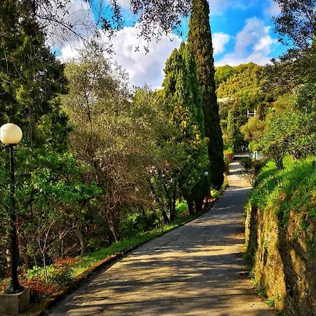 La Vivagna - Casa Vista Mare Tra Gli Ulivi Vakantiehuis
